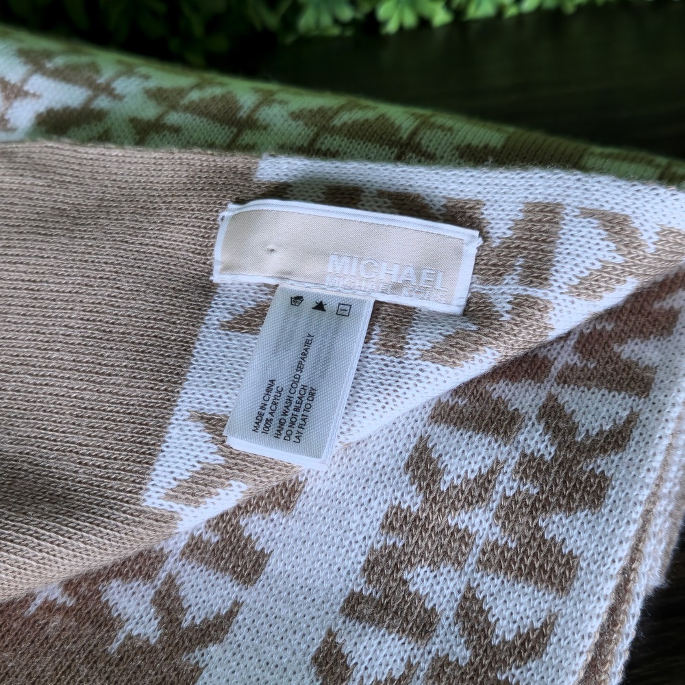 Michael Kors Womens Monogram Logo Knit Beanie and Scarf Set Camel Cream MK - Picture 5 of 5